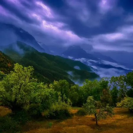 Apartamento Ainsa 公寓